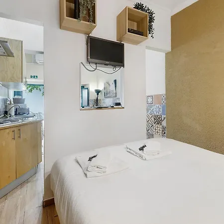 Tiny Gem In Alfama * Lisbon